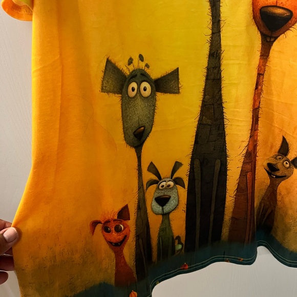 Stand out from the crowd - Picture 2 of 12